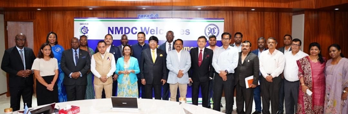 Southern African delegation visits NMDC office
